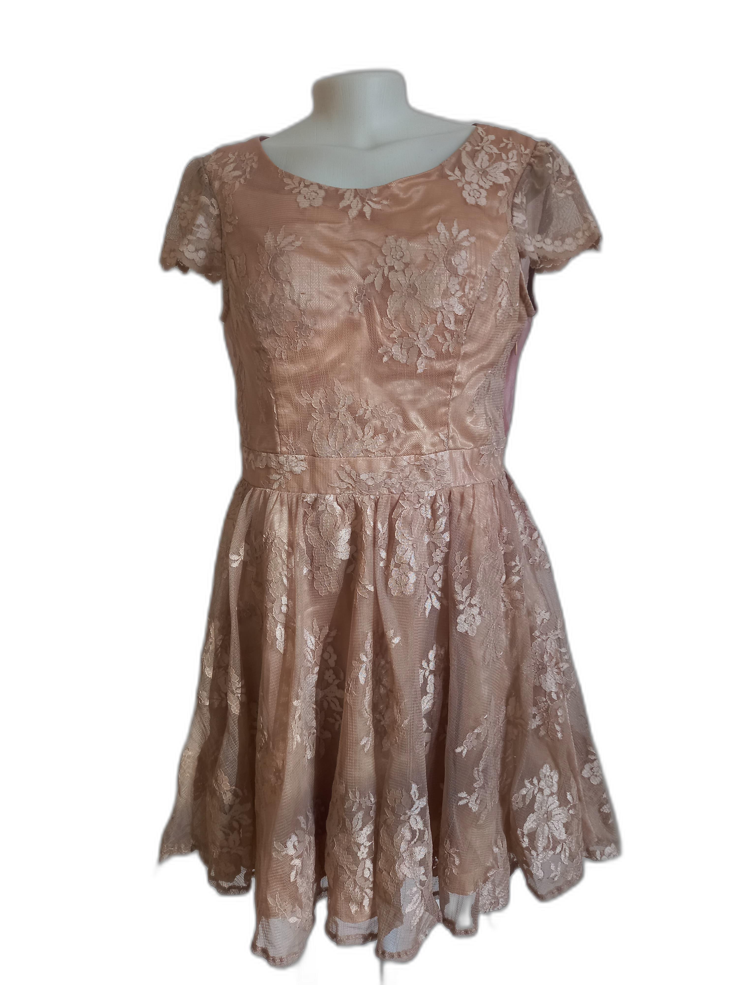 Vestido Bege de Renda