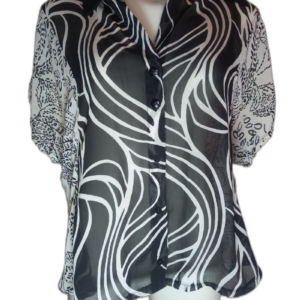 Camisa Estampada Preto e Branco Transparente