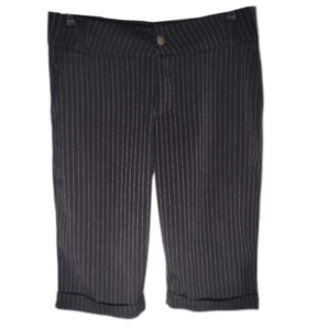 Bermuda Social Feminina Preta Risca de Giz