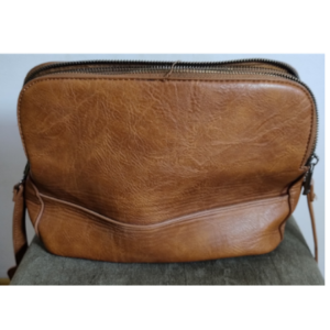 Bolsa Feminina Tiracolo Com Dois Compartimentos Internos