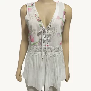 Blusa Feminina Branca com Amarração Frontal, Estampa Floral e Renda